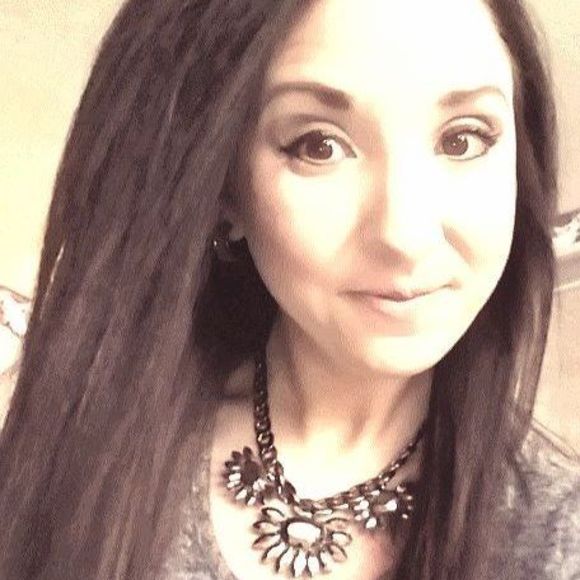 Meet your Posher, Adrian - Picture 1 of 1